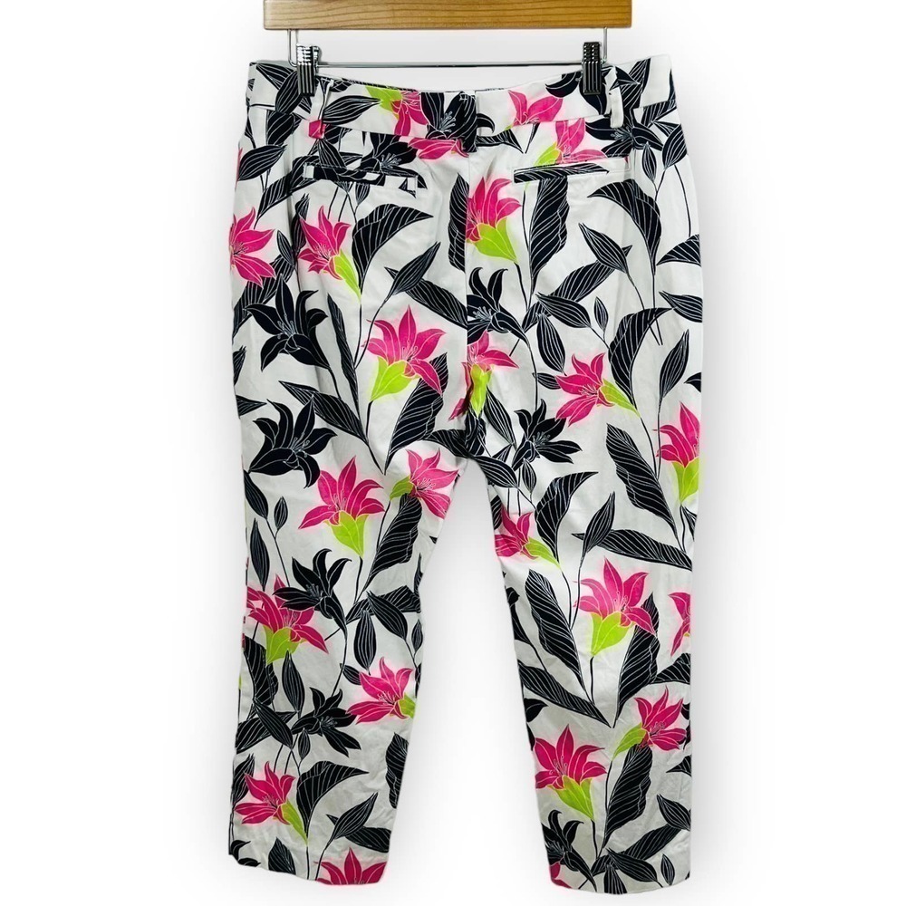 Lands End Crop Chino Pants Floral Lily Print Stretch Black White Size 10P - Picture 4 of 12